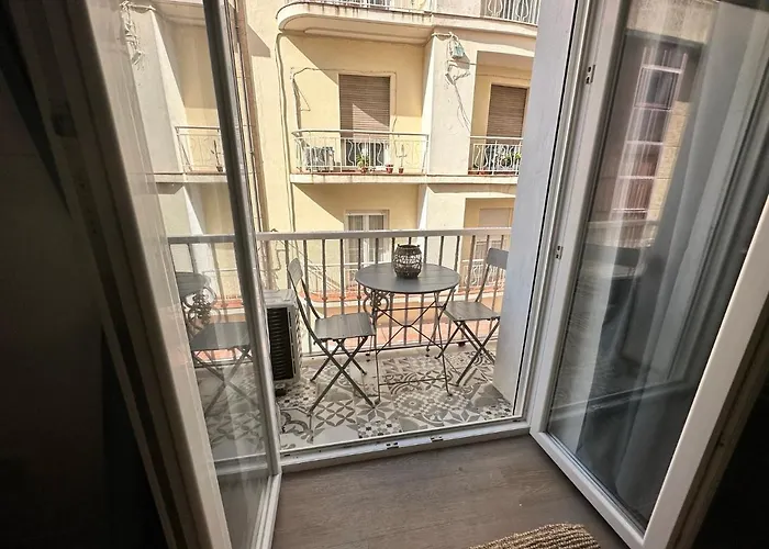 Nebro Sol, En El Corazon De * Cádiz