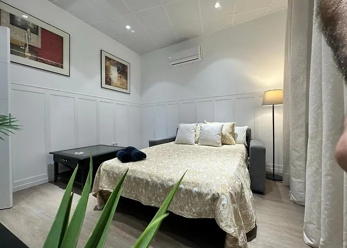 Nebro Sol, En El Corazon De Apartman *