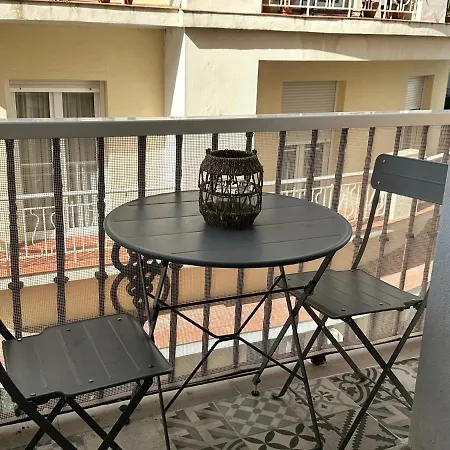 Nebro Sol, En El Corazon De Apartment Cádiz